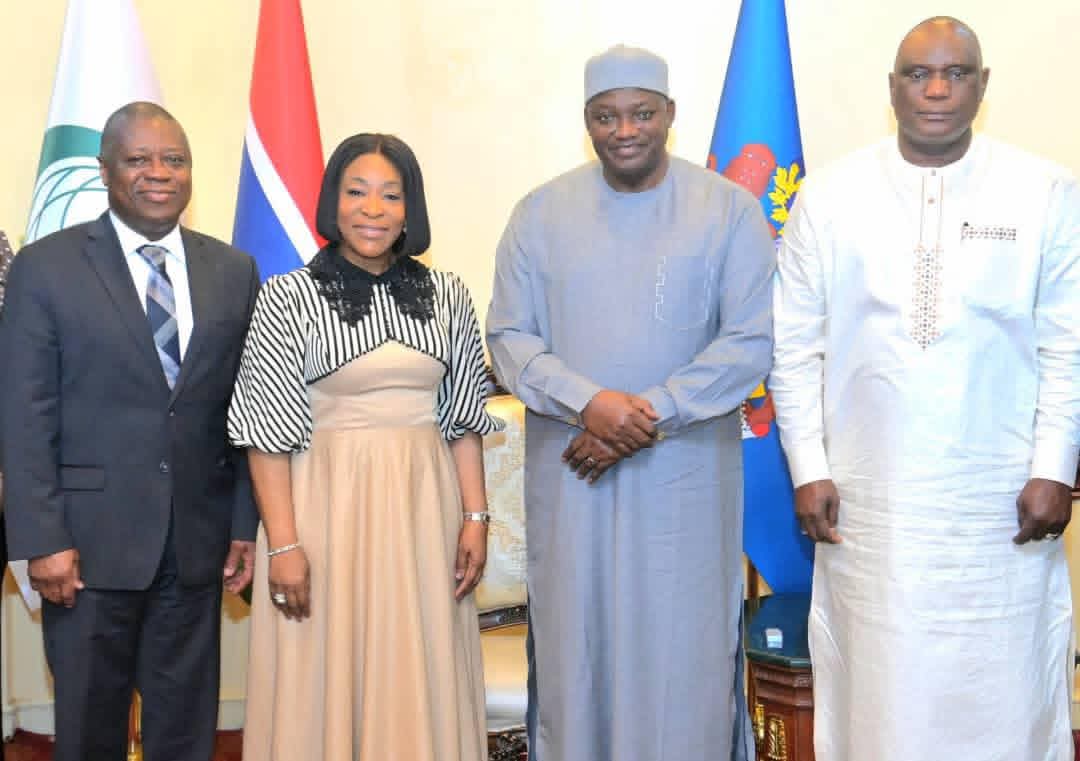 PRESIDENT BARROW HOSTS COMMONWEALTH CHIEF, WOMEN’S CHAMBER IN BACK-TO-BACK STATE HOUSE MEETINGS